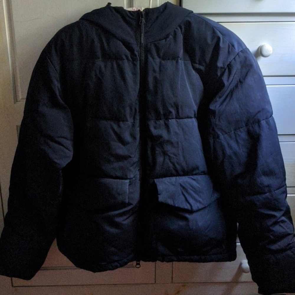Everlane SHORT NAVY PUFFER JACKET